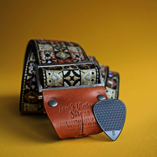 Ethnic Guitar Strap & Pick